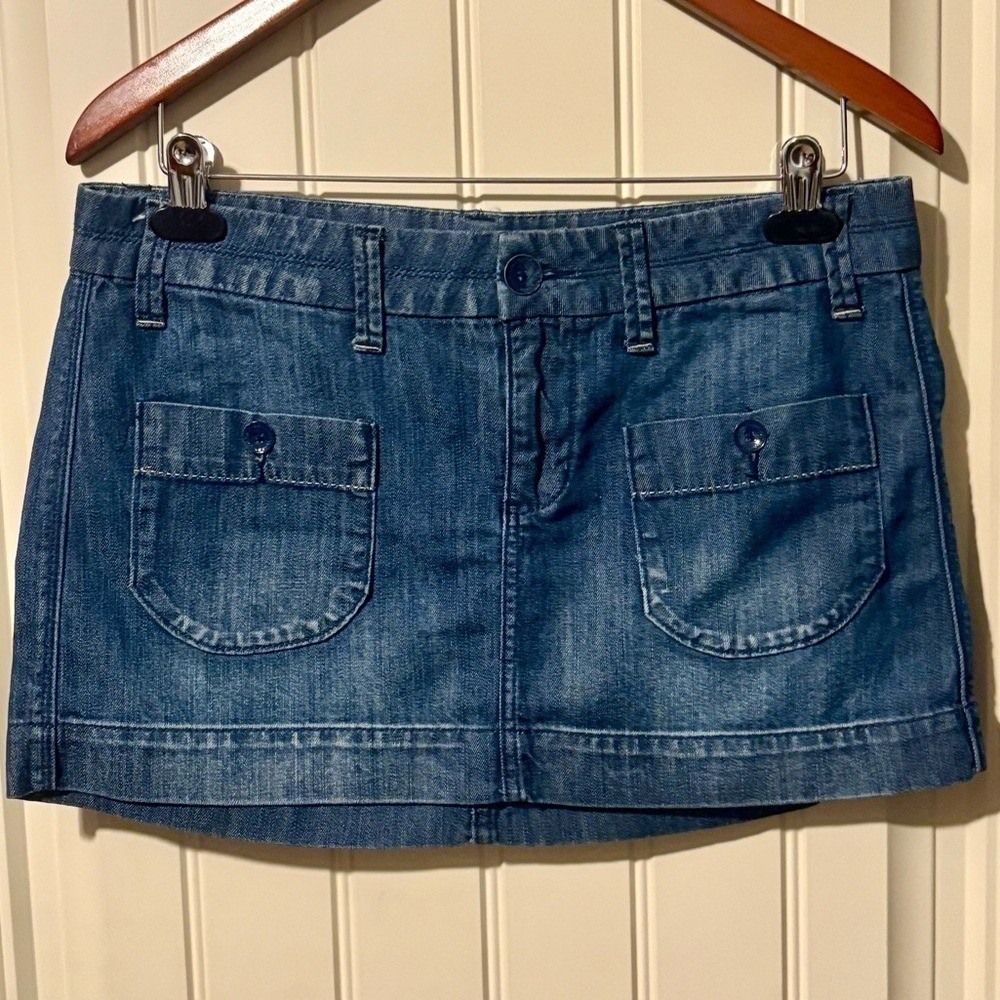 American Eagle Y2K Cargo Pocket Denim Mini Skirt - Picture 2 of 7